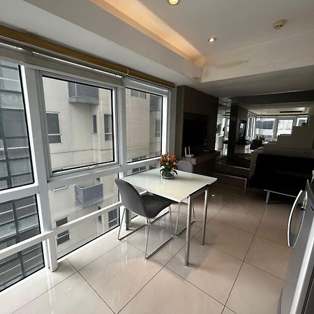 Oasis Regency @ Fort Victoria Bgc Taguig Dış mekan fotoğraf