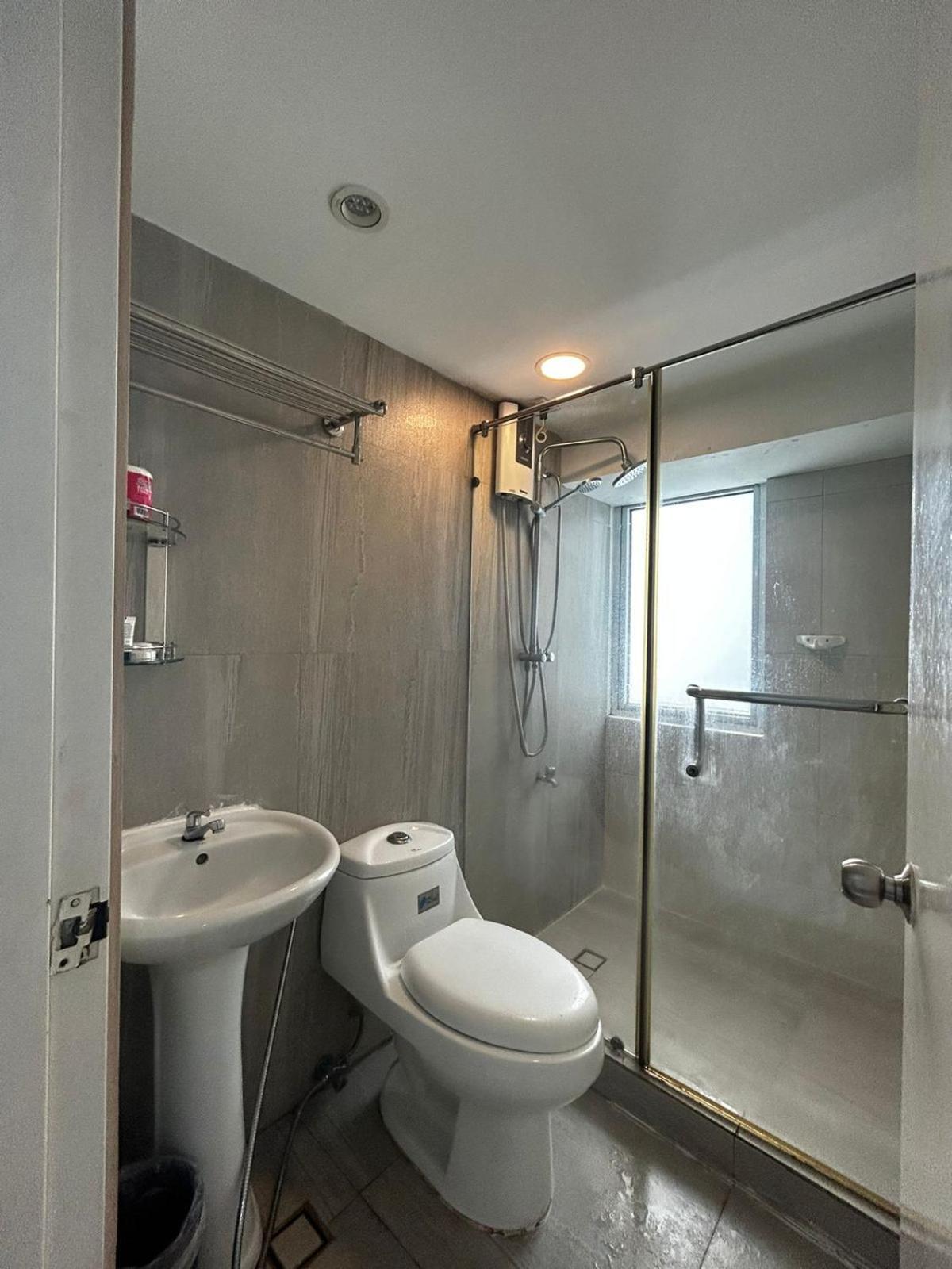 Oasis Regency @ Fort Victoria Bgc Taguig Dış mekan fotoğraf