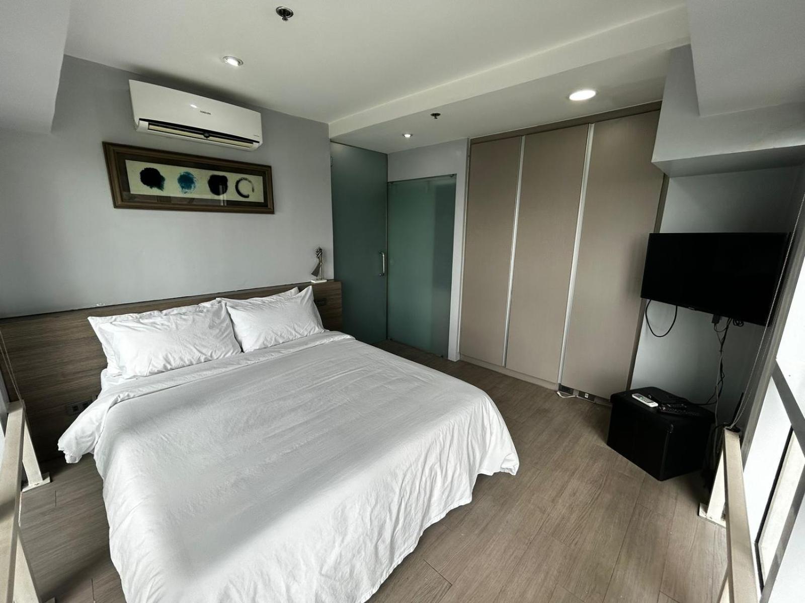Oasis Regency @ Fort Victoria Bgc Taguig Dış mekan fotoğraf