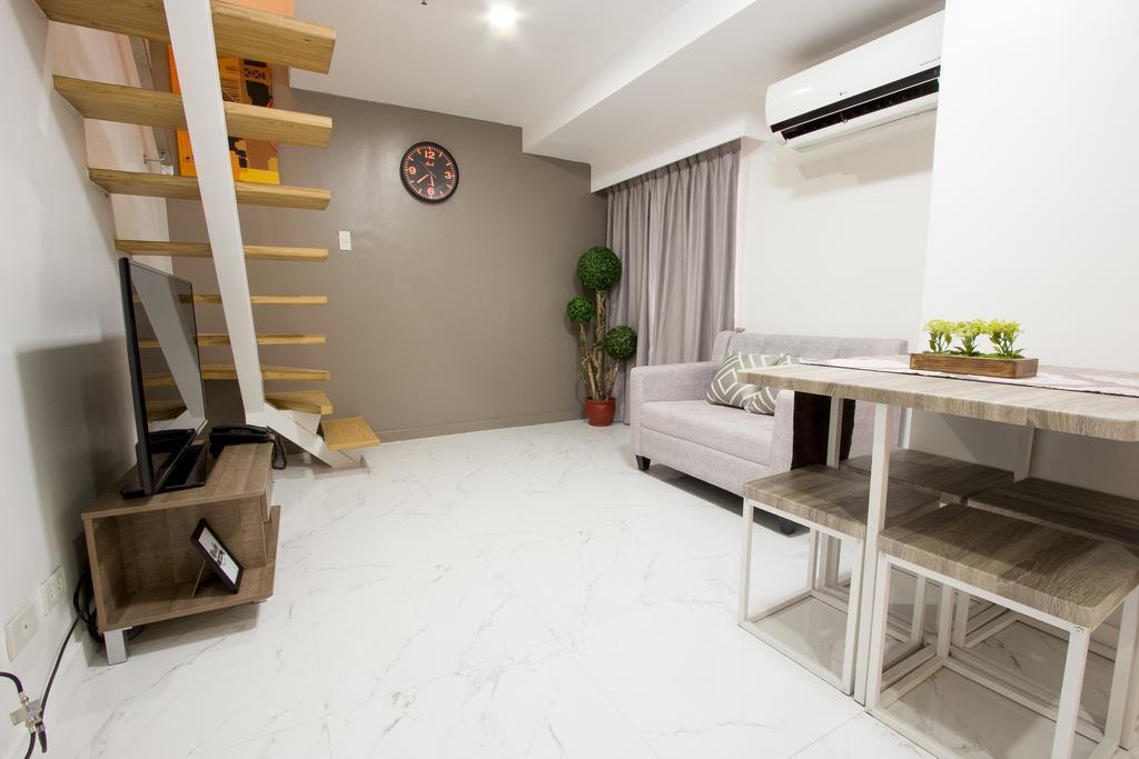 Oasis Regency @ Fort Victoria Bgc Taguig Dış mekan fotoğraf