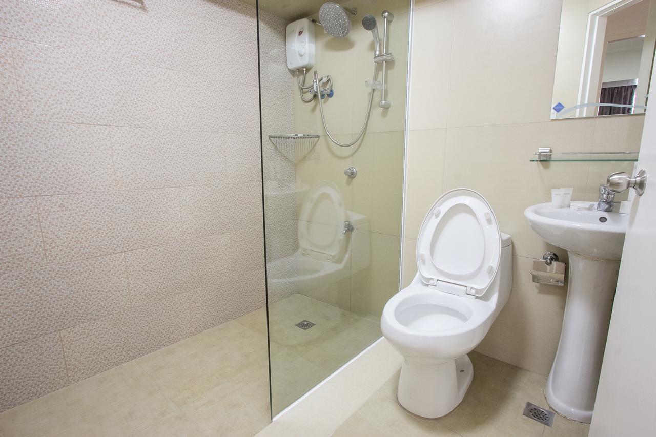 Oasis Regency @ Fort Victoria Bgc Taguig Dış mekan fotoğraf