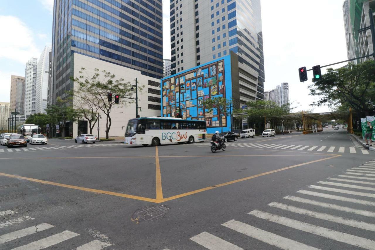 Oasis Regency @ Fort Victoria Bgc Taguig Dış mekan fotoğraf